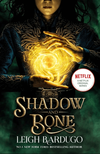 Shadow and bones tome 1